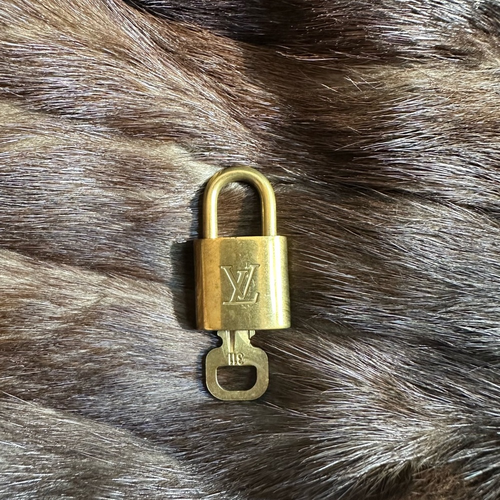 Authentic Louis Vuitton LV Lock&Key #311